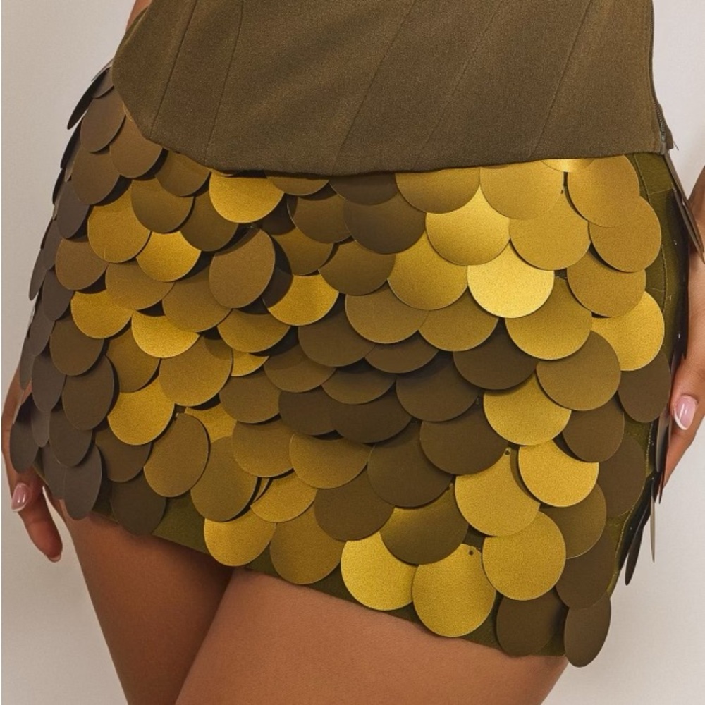 THE TEYANA MINI SKIRT